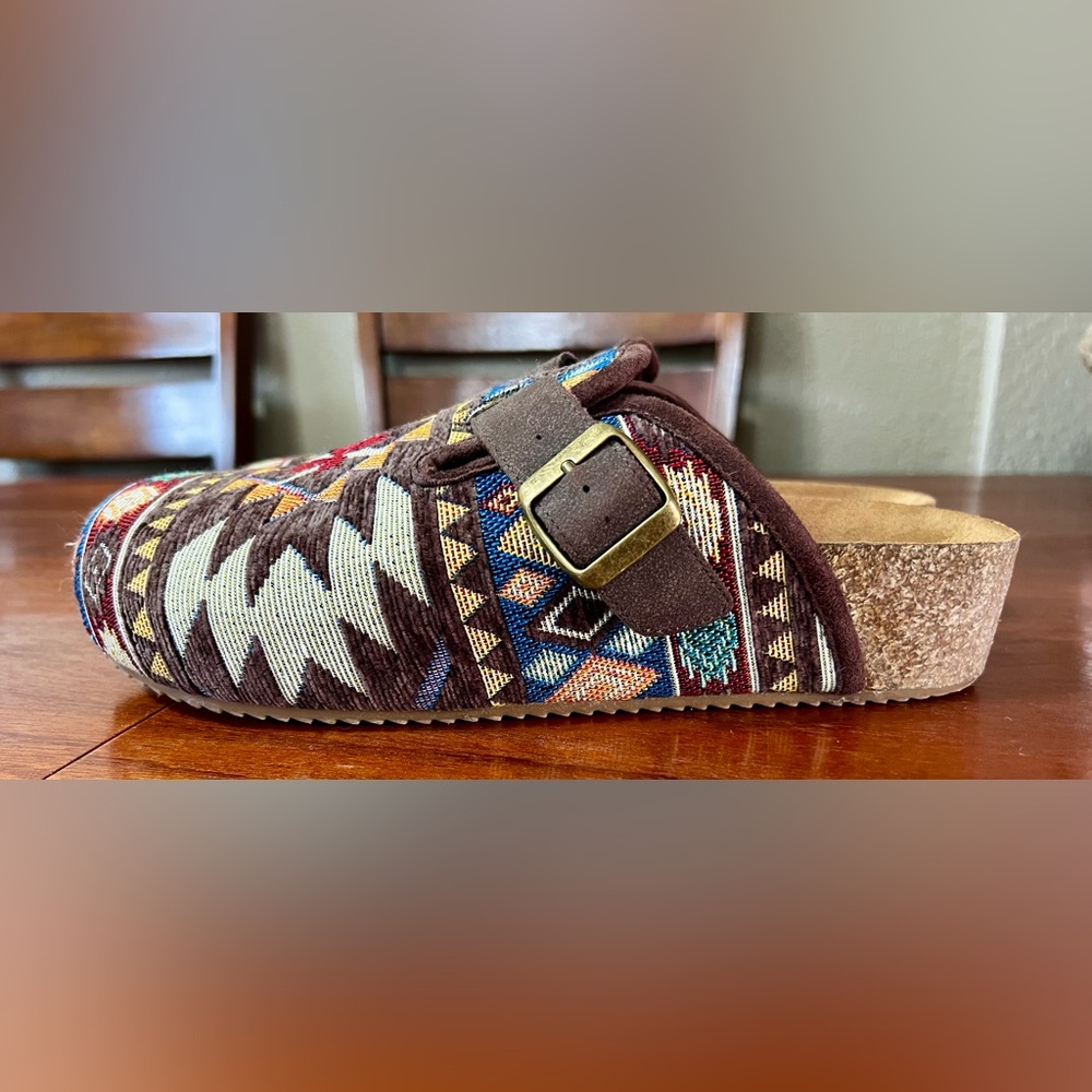 Dirty Laundry Mystify Platform Boho Southwestern Pattern Multicolor Aztec Clogs - Picture 8 of 15